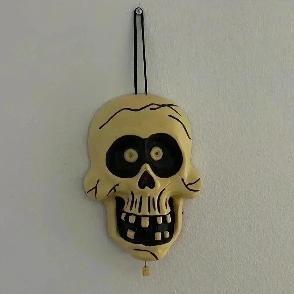 Vintage 2003 Take One Light Up Talking Singing Skull‎ Door Hanger Halloween
